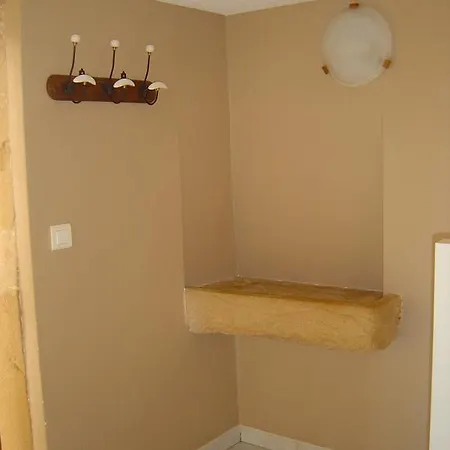 L'eglantyne Apartment