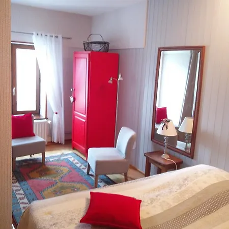 L'eglantyne Apartment *
